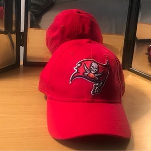 Tampa Bay Buccaneers Cap
Brand: NFL
Size; OS Adjustable